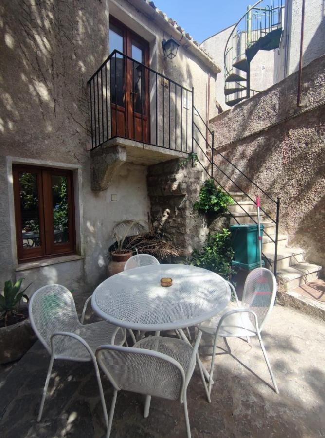 Cortile Via Sales 11 Apartment Erice Exterior foto